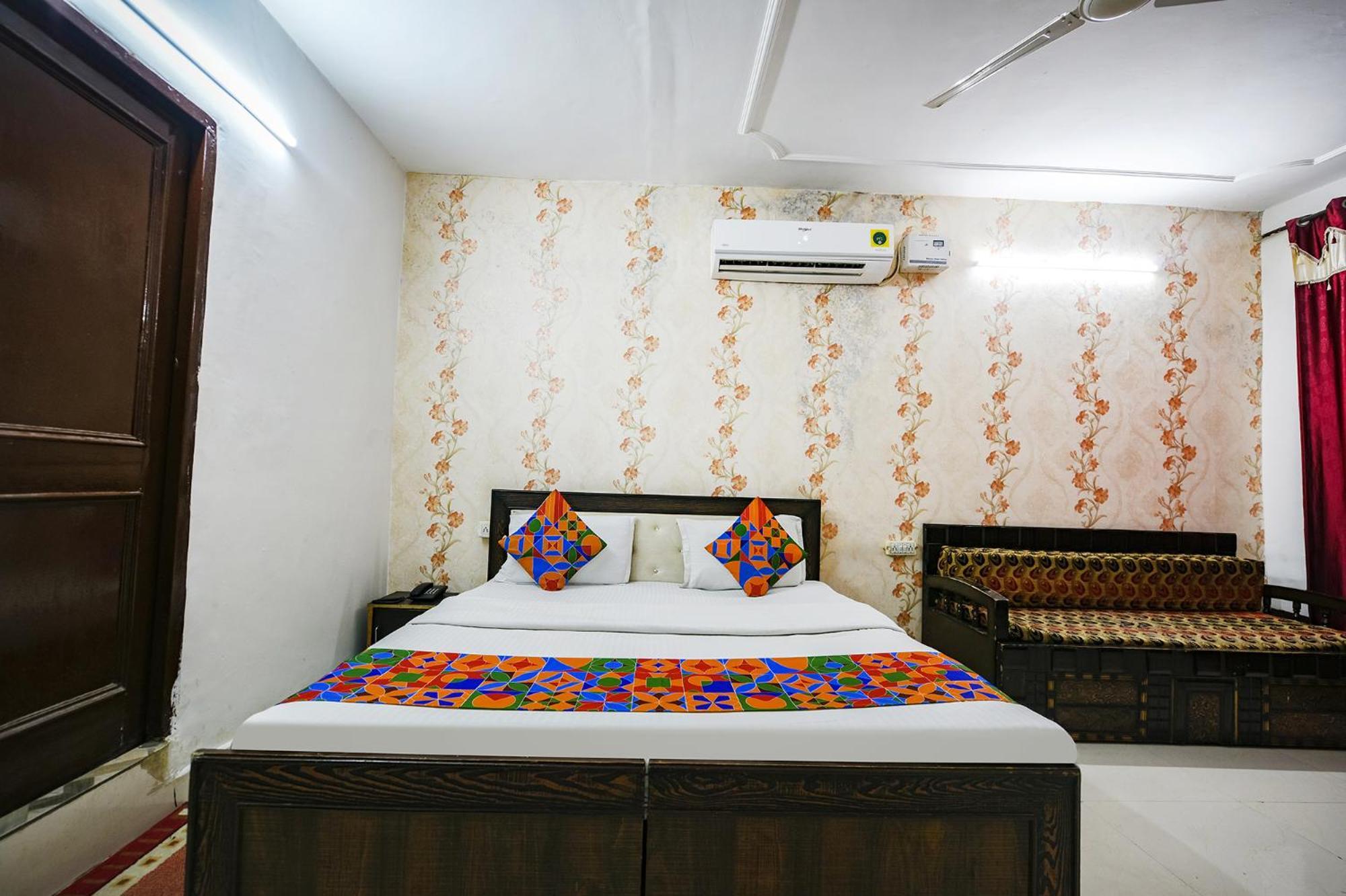 Fabexpress Diamond Sec 45 Hotel Chandigarh Luaran gambar