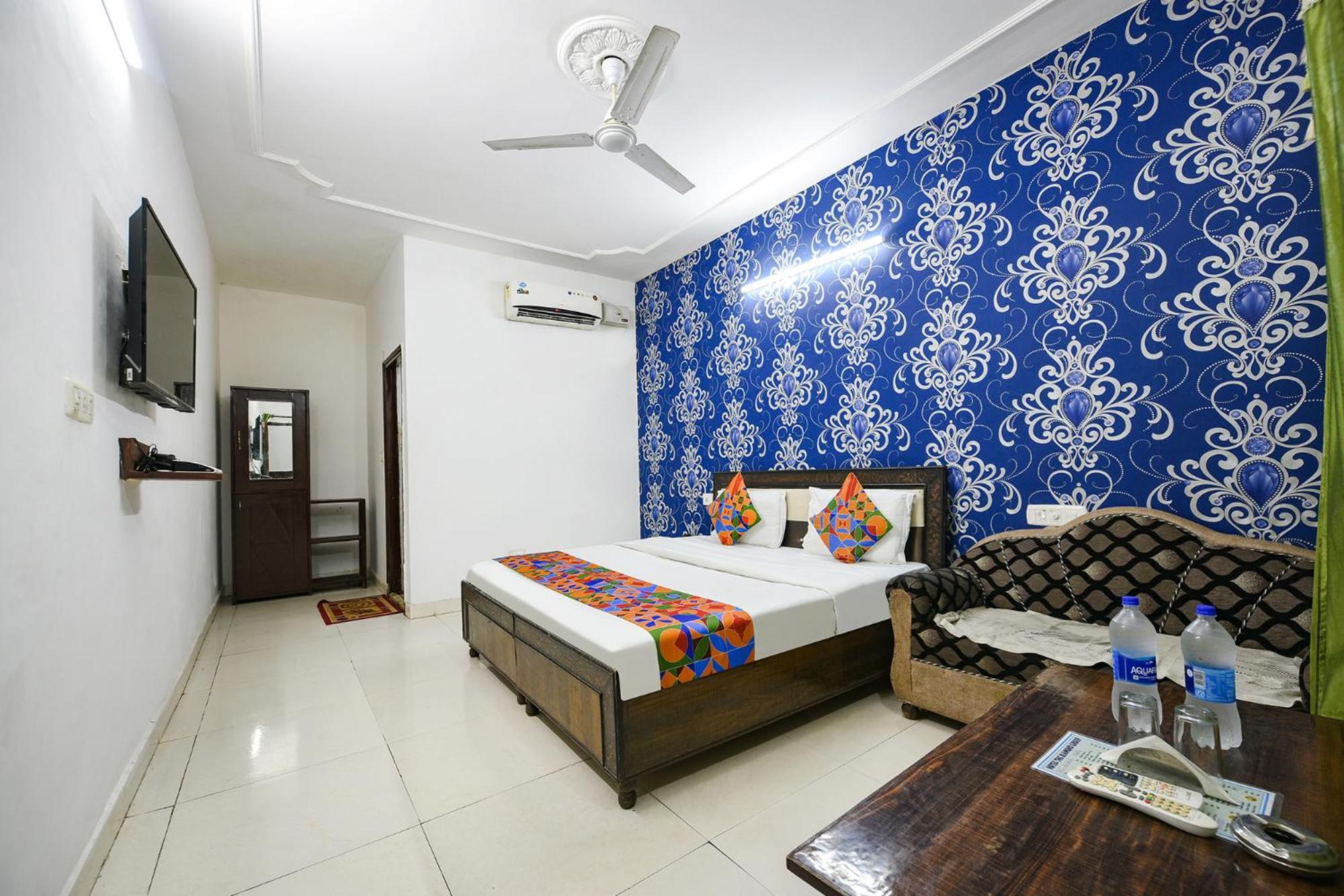 Fabexpress Diamond Sec 45 Hotel Chandigarh Luaran gambar